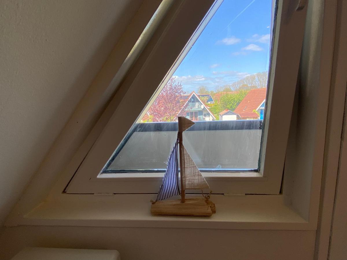 De Lauwersmeer Vogel Mit Eingezaeuntem Garten Anjum Bagian luar foto